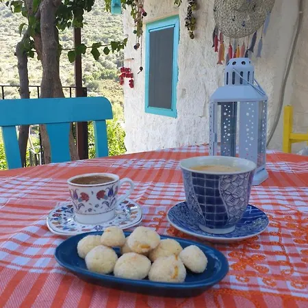 Penzion Guenesli Tepe Datca 3*