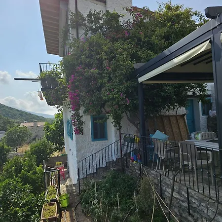 Pensjonat Guenes Butik Datca 3*