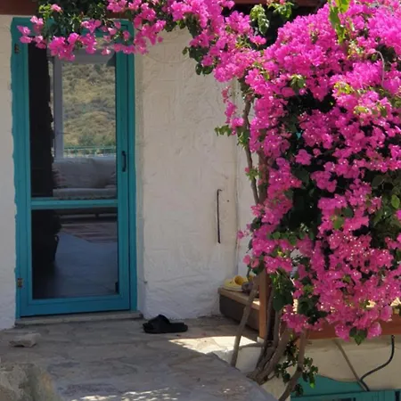 Guenes Butik Datca Guest house